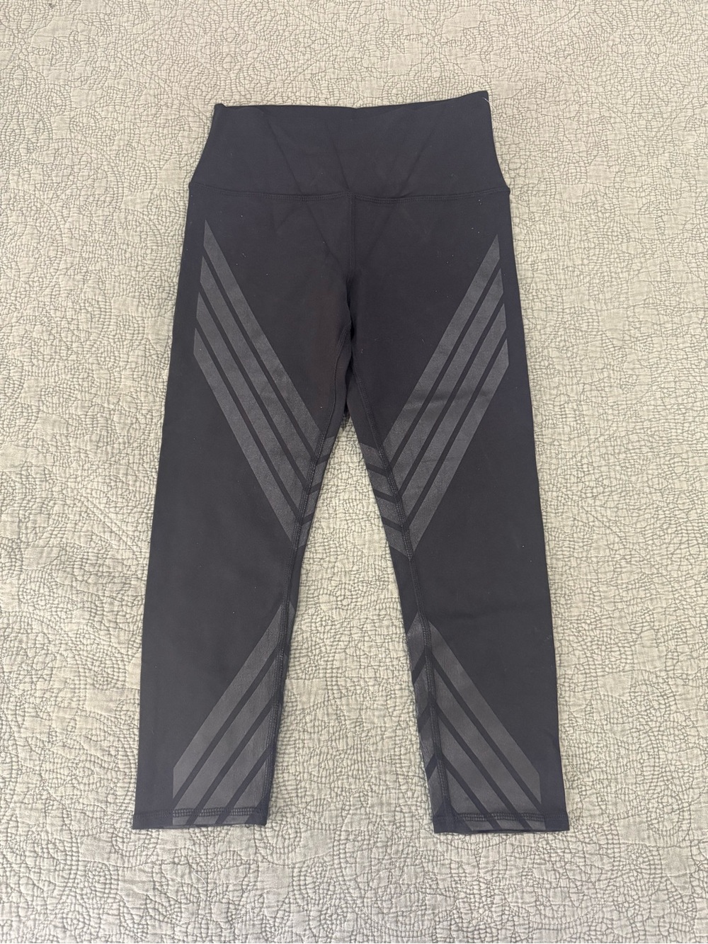 ALO Yoga  Black Leggings with Reflective Chevron Stripes